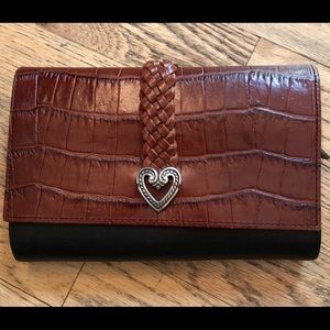 Brighton Wallet